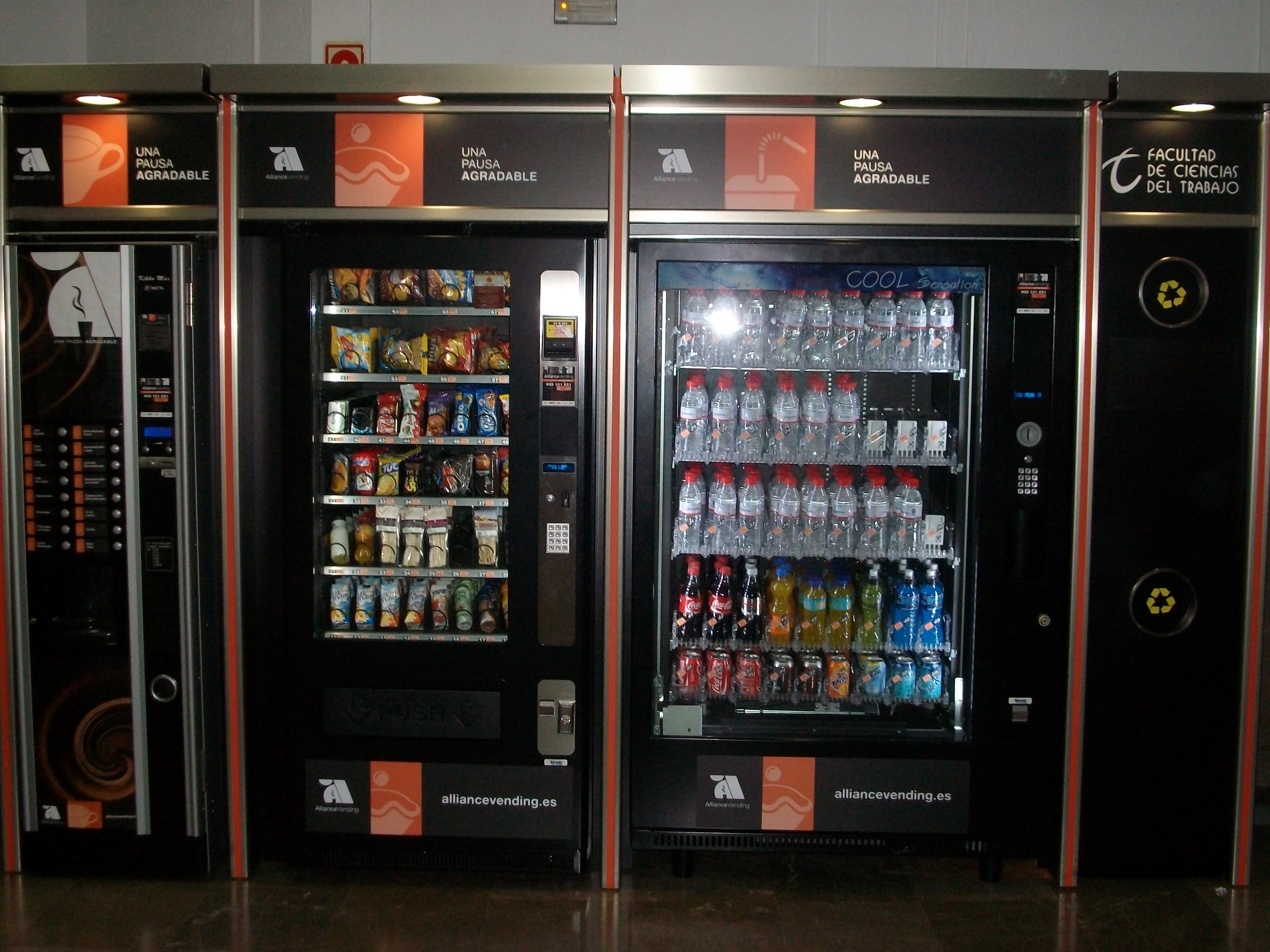 maquina cafe vending