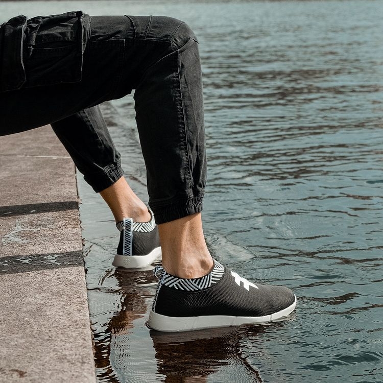 zapatillas sostenibles posos del café