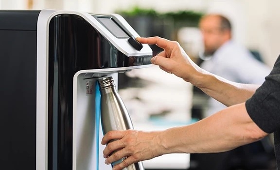 fuentes de agua automáticas