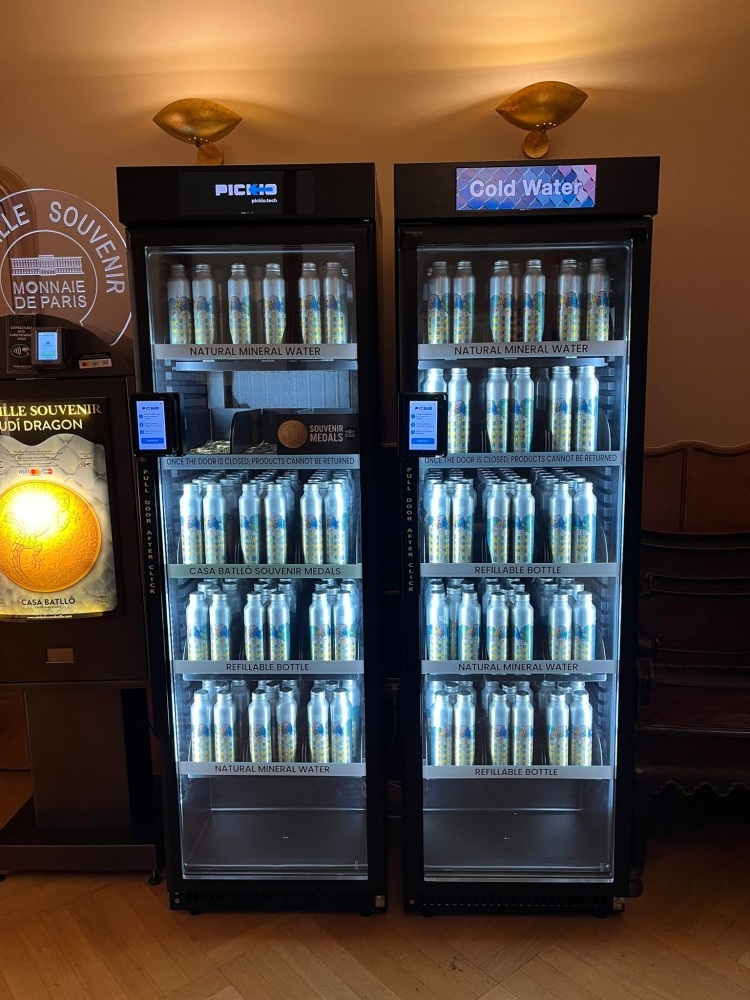 botellas de agua en Casa Batlló