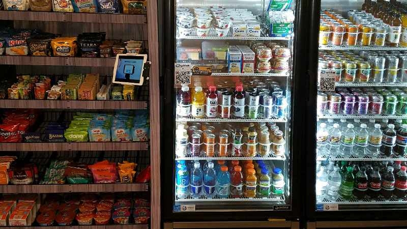 Micromarket con sistemas de pago Yoke