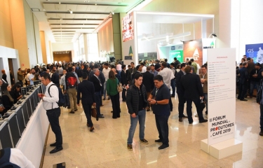 El foro del café cierra sin un compromiso para mejorar los ingresos de los caficultores