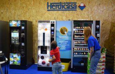 Éxito de Herdicasa en la Fidma con su apuesta por el deporte y la comida saludable 