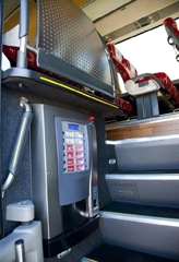 Vat Distribución y Vip Car equipan con vending el autobús más grande de Europa