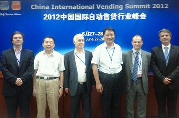 ANEDA ahonda en su política de transparencia y pone el pie en China