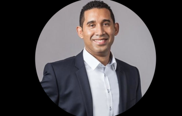 Azkoyen elige a su nuevo director General de la división Time & Security Azkoyen elige a su nuevo director General de la división Time & Security