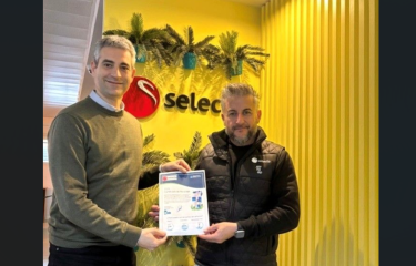 BRITA Iberia otorga el certificado de reciclaje a Selecta por el retorno del 100% de sus filtros