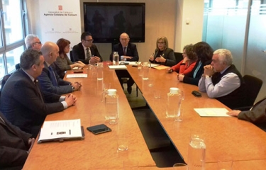 Más información y emisión de ticket como garantía, los compromisos del vending catalán con el consumidor