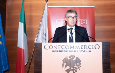 CONFIDA presenta una campaña junto a Confcommercio para suspender las tasas de concesión al vending