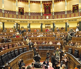 El Gobierno promueve incentivos fiscales para las pymes y autónomos