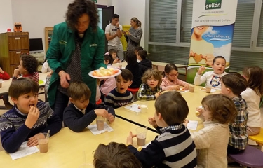 Gullón organiza 35 talleres infantiles para promover la alimentación saludable