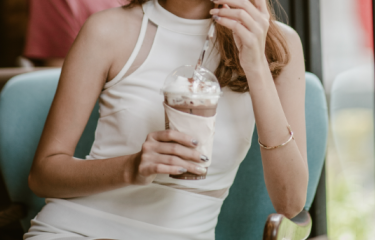 Dime qué generación eres y te diré el café que tomas: del espresso a la fábrica de frapuccinos