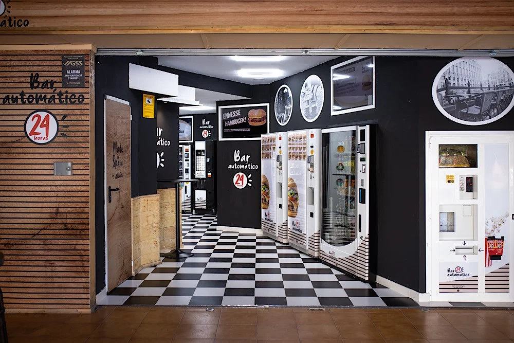 El bar automático 24 horas comienza a desplegar su servicio en España El bar automático 24 horas comienza a desplegar su servicio en España