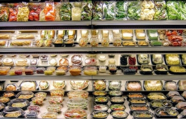 El pueblo ha hablado: se suma otra patronal a la petición de retrasar el impuesto del plástico El pueblo ha hablado: se suma otra patronal a la petición de retrasar el impuesto del plástico