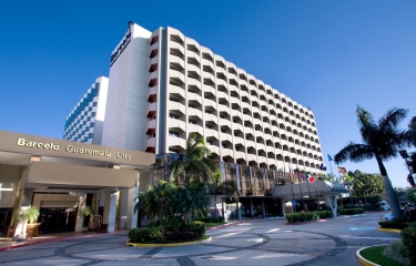 Éxito hotelero español: 27 cadenas se posicionan entre las 300 más grandes a nivel mundial Éxito hotelero español: 27 cadenas se posicionan entre las 300 más grandes a nivel mundial