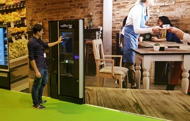 Cómo mejorar la experiencia del cliente en el vending para incrementar los ingresos