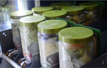 Un modelo de negocio asociado al vending saludable que triunfa en el paraíso de la comida basura