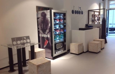 Diadora elige el modelo Faster XXL de FAS International para sus zapatillas deportivas