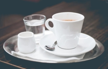 La calidad del agua convierte una buena taza de café en una excelente La calidad del agua convierte una buena taza de café en una excelente