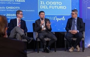 La EVA insta a la cooperación sectorial ante los retos normativos y de costes