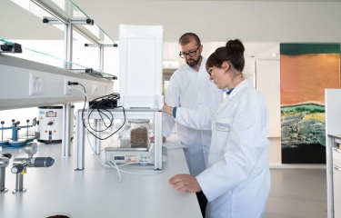 La gigante de alimentación Nestlé supera su previsión de ventas