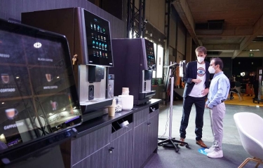 La máquina de café con eyetracking estrena la feria de vending Nama One Show