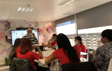 La multinacional Nestlé se compromete a luchar contra el abandono escolar