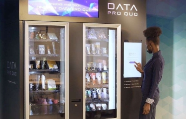 La primera máquina de vending que permite pagar con datos nace en Evoca