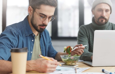 Los supermercados dan el salto a la comida preparada para llevar Los supermercados dan el salto a la comida preparada para llevar