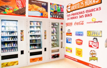 La franquicia de tiendas automáticas Abierto 25 horas, Non Stop, se extiende por Menorca