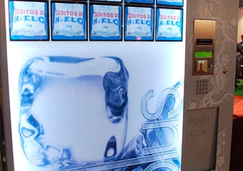 Hielo de calidad las 24 horas del día gracias al vending