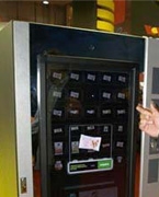 La tecnología multimedia aterriza en las máquinas expendedoras