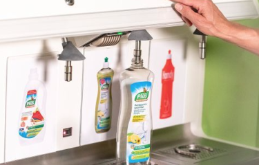 Máquinas para rellenar botellas de limpieza: la automatización impera en los supermercados