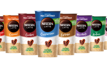 Nescafé Latte y su nuevo vaso fabricado con un 30% de plástico de origen renovable Nescafé Latte y su nuevo vaso fabricado con un 30% de plástico de origen renovable
