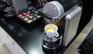 Nespresso focaliza su crecimiento en el negocio profesional y el OCS