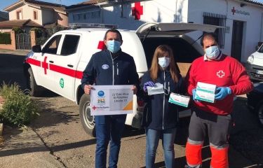 Nestlé dona 150.000 mascarillas a los colectivos más desfavorecidos frente al Covid-19 Nestlé dona 150.000 mascarillas a los colectivos más desfavorecidos frente al Covid-19