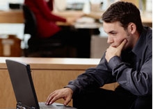 Comercio y reparación de vehículos, sectores donde más crecen los autónomos