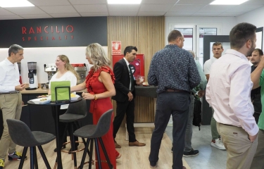 Para ser contemplados, hay que estar: Un viaje por el showroom de Rancilio Para ser contemplados, hay que estar: Un viaje por el showroom de Rancilio