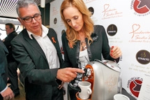 El espresso en la oficina que ayuda a la lucha contra el cáncer