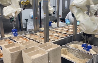 Restauración automática: la minuciosidad de robotización para coger un arándano y no aplastarlo Restauración automática: la minuciosidad de robotización para coger un arándano y no aplastarlo