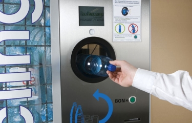 La Ley Autonómica de residuos abre la puerta al reverse vending para recuperar el sistema de retorno de envases