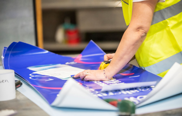 Seractive: Transformando el punto de venta a través de la gestión integral de activos Seractive: Transformando el punto de venta a través de la gestión integral de activos