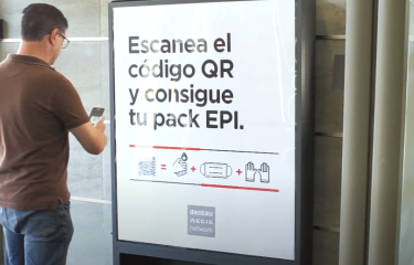 Smart Mupi EPIs Dispenser: el salto inteligente de Innovapos en vending para la nueva normalidad