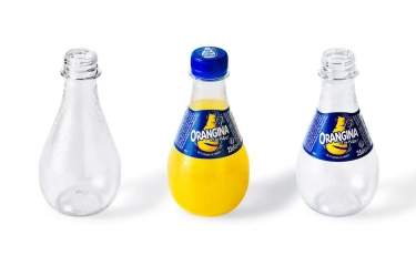 Surgen las primeras botellas recicladas enzimáticamente Surgen las primeras botellas recicladas enzimáticamente