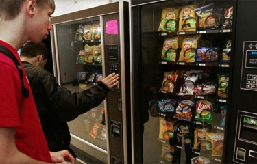 Seis meses después, el impuesto al azúcar transforma el vending en Reino Unido