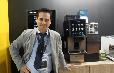 Un control global de la máquina: Consumo por franja horaria, ventas por producto y stock Un control global de la máquina: Consumo por franja horaria, ventas por producto y stock