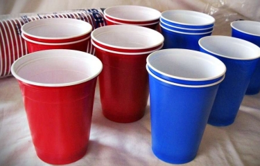 Un vending preocupado ante los requisitos en los envases de plástico a partir de julio Un vending preocupado ante los requisitos en los envases de plástico a partir de julio