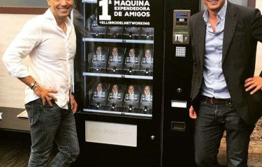 Un vending que expende cultura: el éxito del sector en diferentes negocios