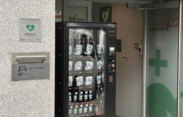 Una máquina de vending con productos de higiene ofrece servicio a los vecinos de Coslada Una máquina de vending con productos de higiene ofrece servicio a los vecinos de Coslada