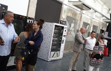 El vending especializado llega a los calcetines con Ingenico, 1177 y Necta